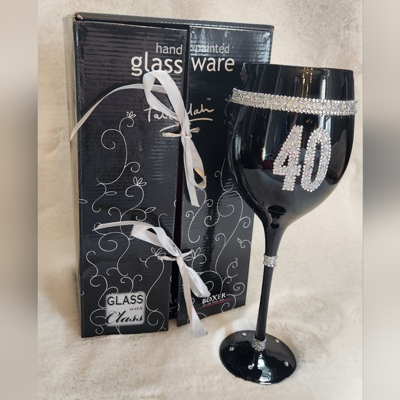 Hand painted wine glass with "40" beautiful Crystal encrusted - new in box - Picture 2 of 15